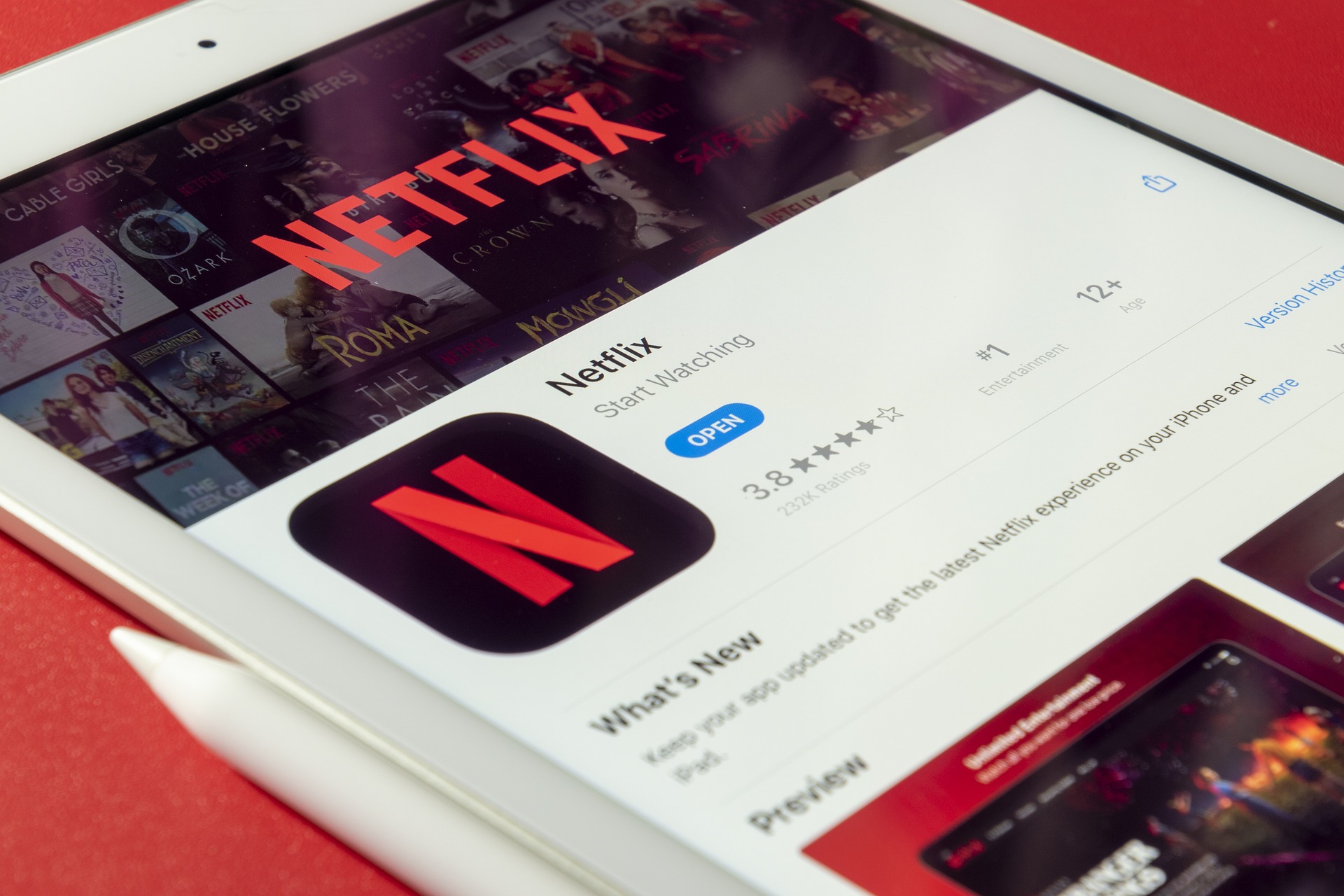 Netflix passa all’advertising e Youtube rimane leader mondiale tra le piattaforme. L’evoluzione del video streaming e i nuovi scenari del 2023