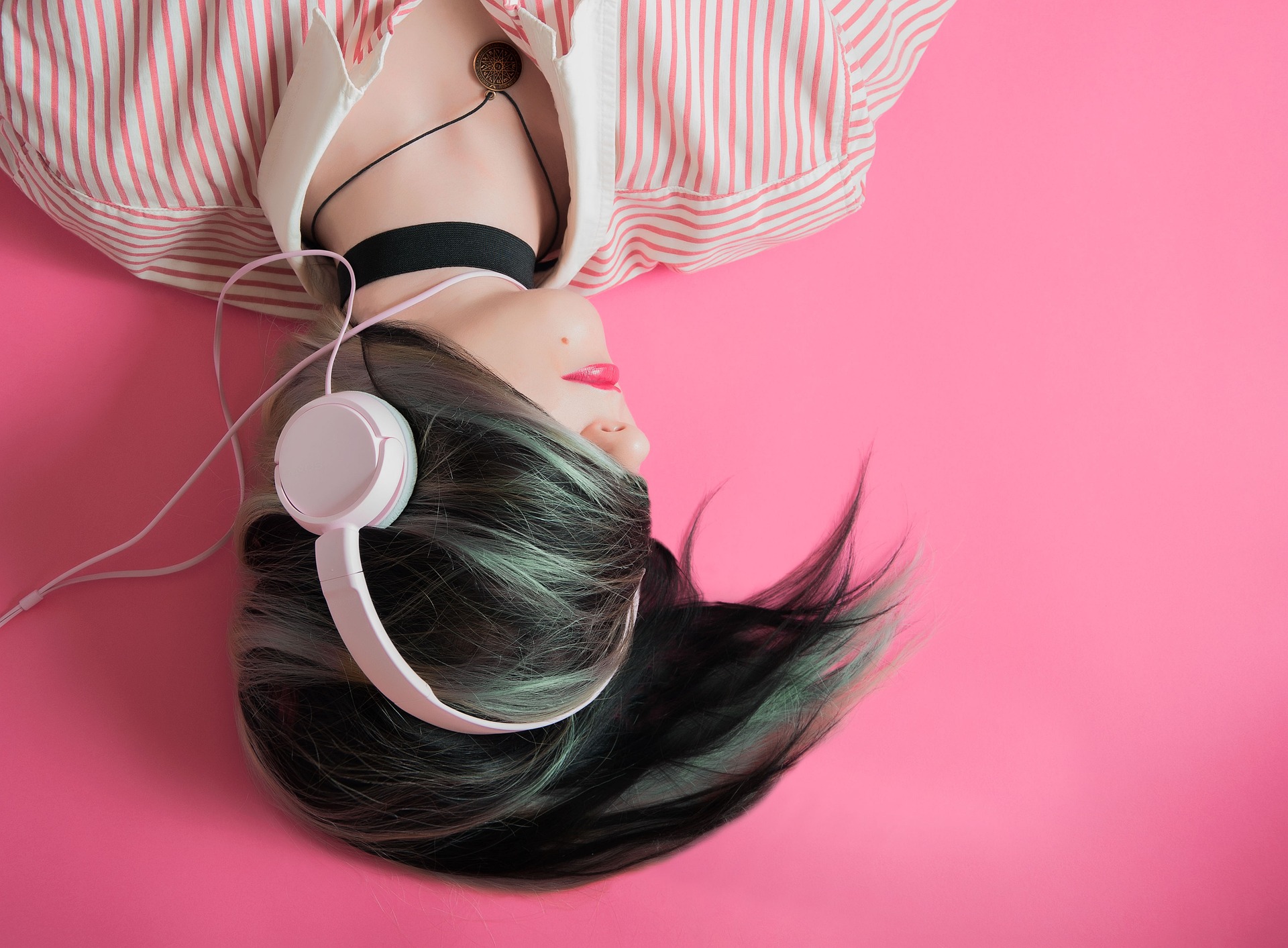 Le piattaforme di streaming audio non fermano la loro corsa. Perché gli investitori stanno scegliendo questo mezzo per le proprie campagne